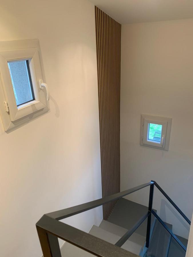 Tiny House Sedan Villa Ngoại thất bức ảnh