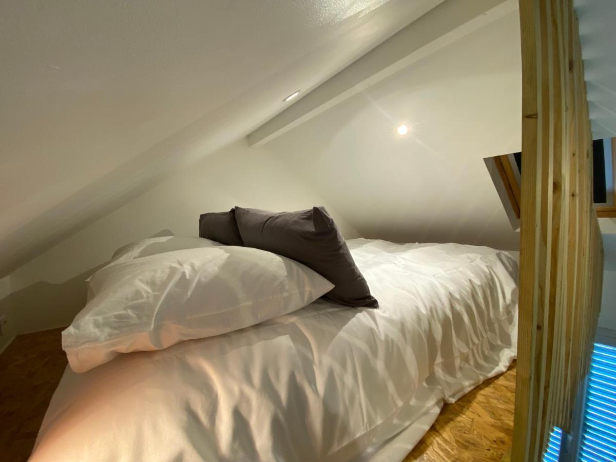 Tiny House Sedan Villa Ngoại thất bức ảnh